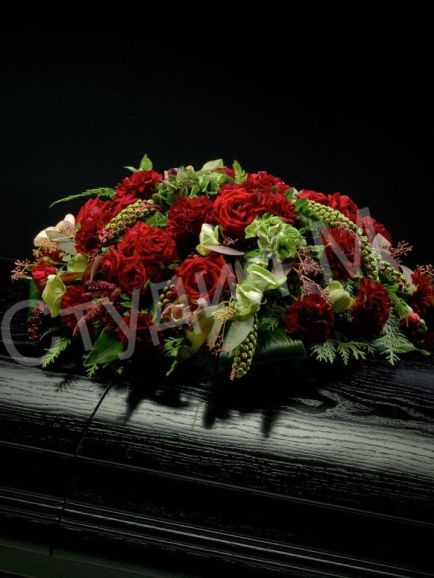 Флоретки композиции на гроб №32 (70 см)